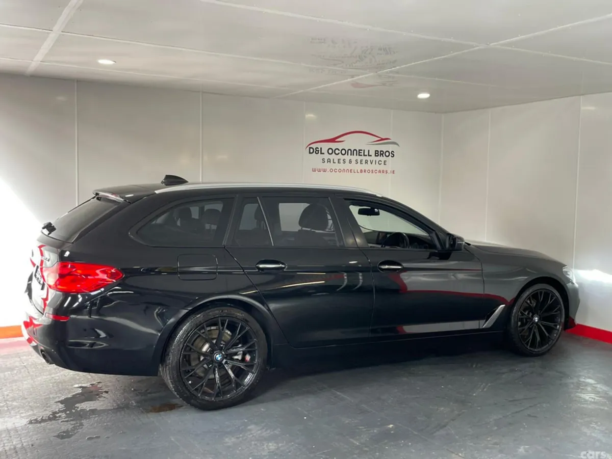 BMW 5-Series Estate, Diesel, 2018, Black