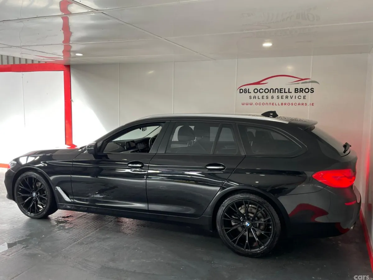 BMW 5-Series Estate, Diesel, 2018, Black