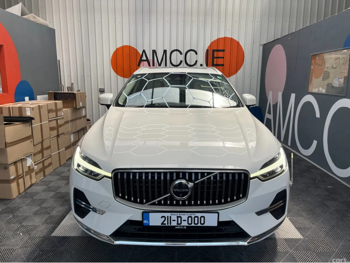 Volvo XC60 SUV, Petrol Hybrid, 2021, White