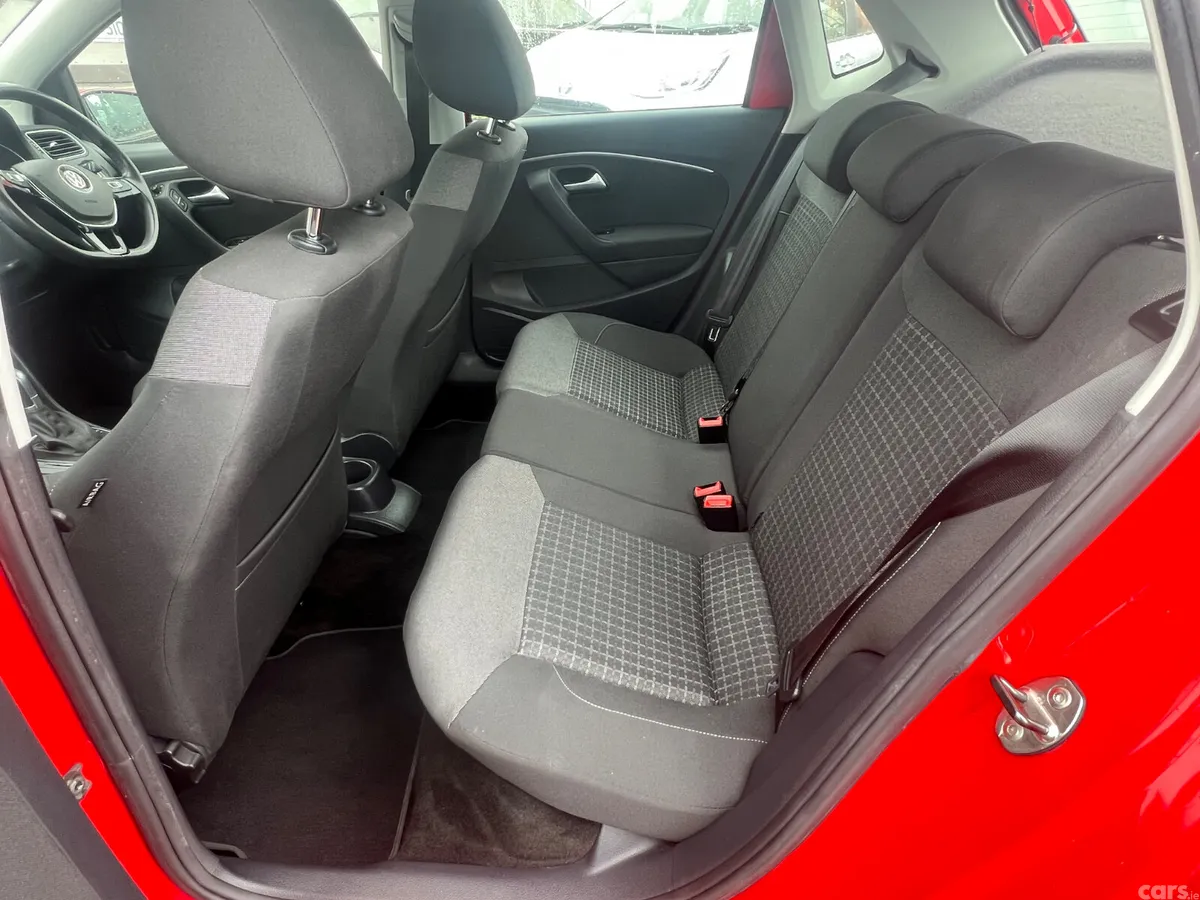 Volkswagen Polo Hatchback, Petrol, 2015, Red