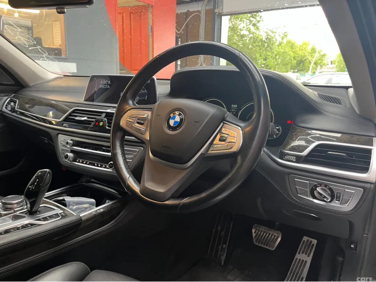 BMW 7-Series Saloon, Petrol Plug-in Hybrid, 2017, Black