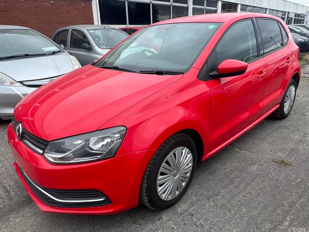 Volkswagen Polo Hatchback, Petrol, 2015, Red