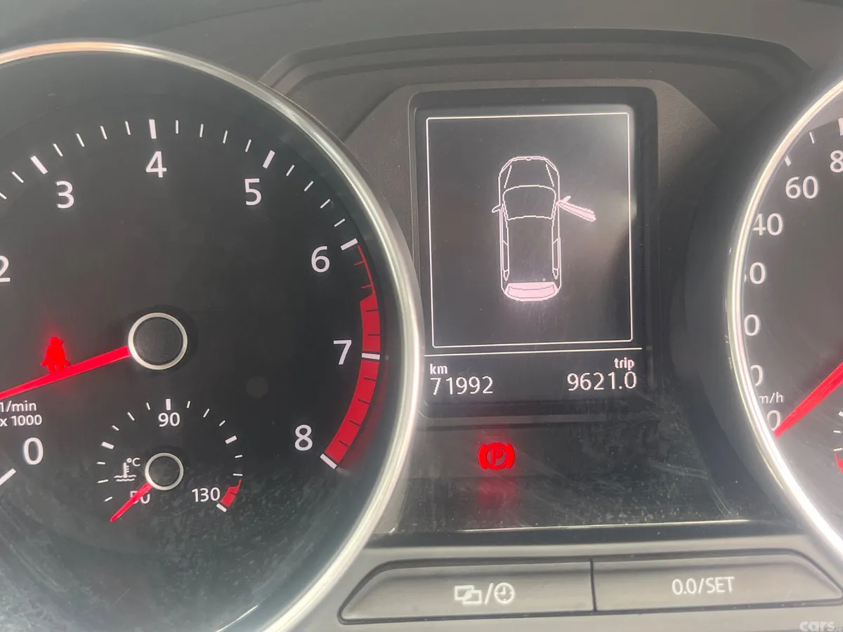 Volkswagen Polo Hatchback, Petrol, 2015, Red
