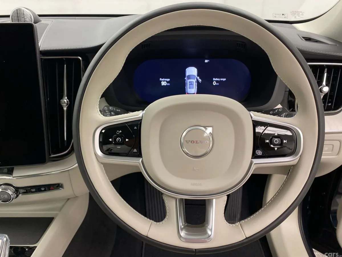 Volvo XC60 SUV, Petrol Plug-in Hybrid, 2026, Blue
