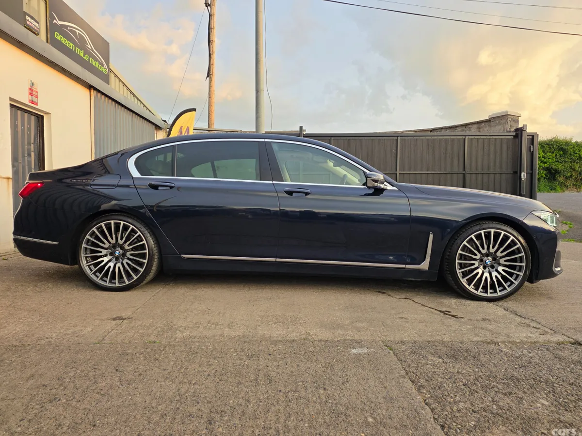 BMW 7-Series Saloon, Petrol Plug-in Hybrid, 2020, Blue