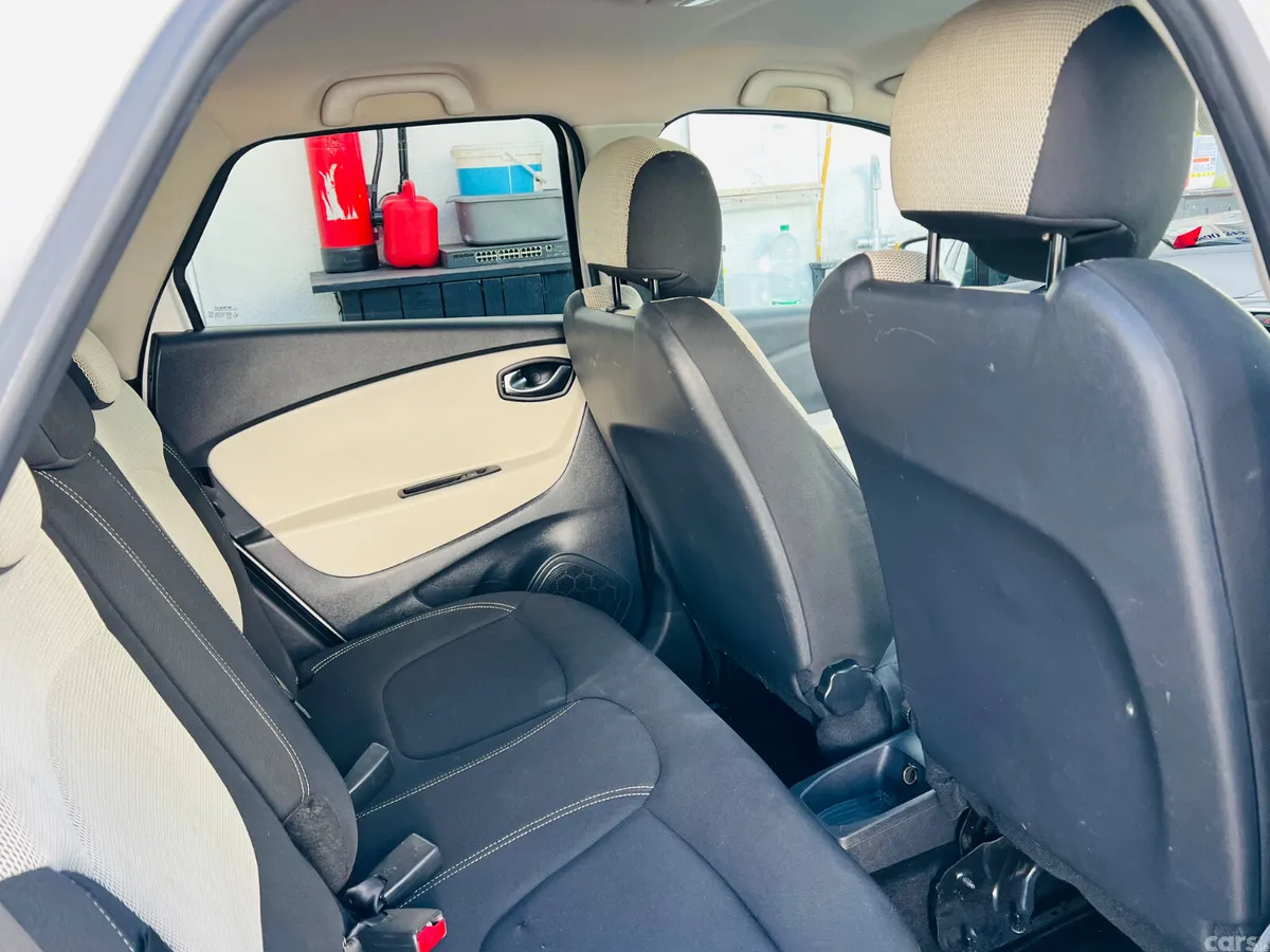 Renault Captur Hatchback, Diesel, 2019, White