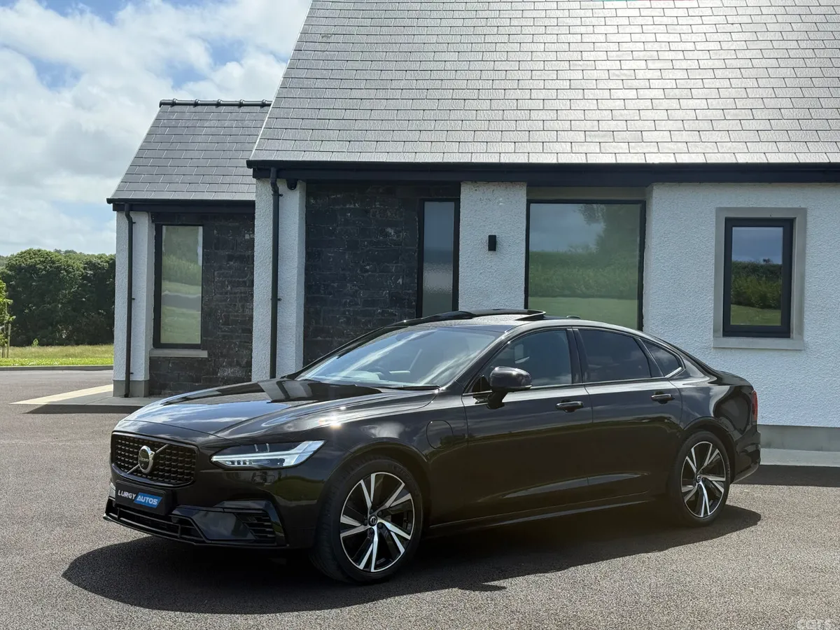 Volvo S90 Saloon, Petrol Hybrid, 2021, Black