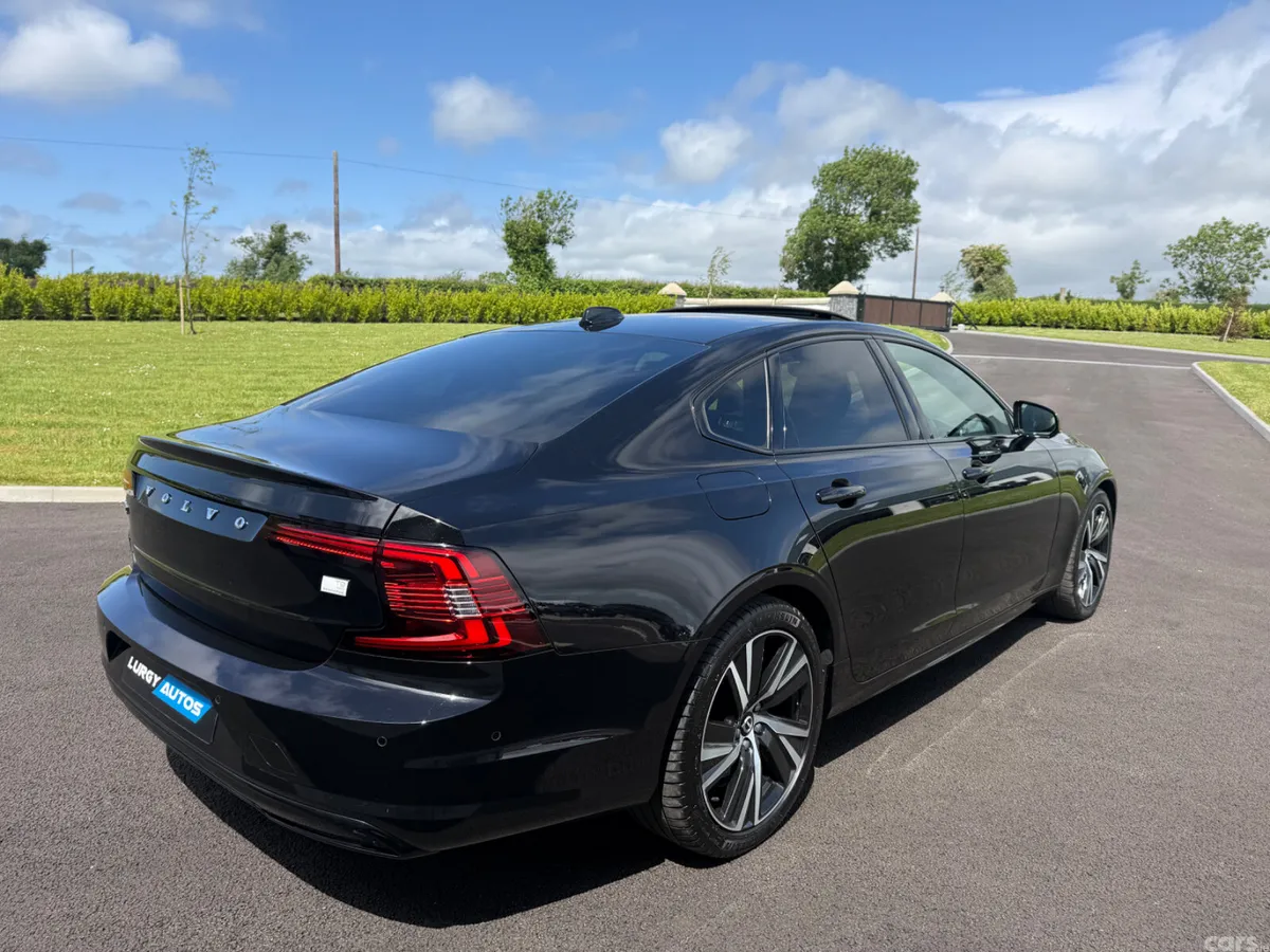 Volvo S90 Saloon, Petrol Hybrid, 2021, Black