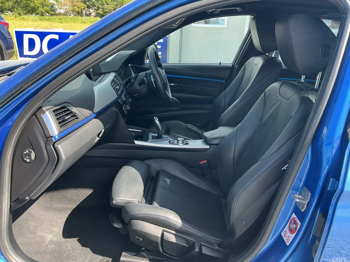 BMW 3-Series Saloon, Petrol Plug-in Hybrid, 2017, Blue