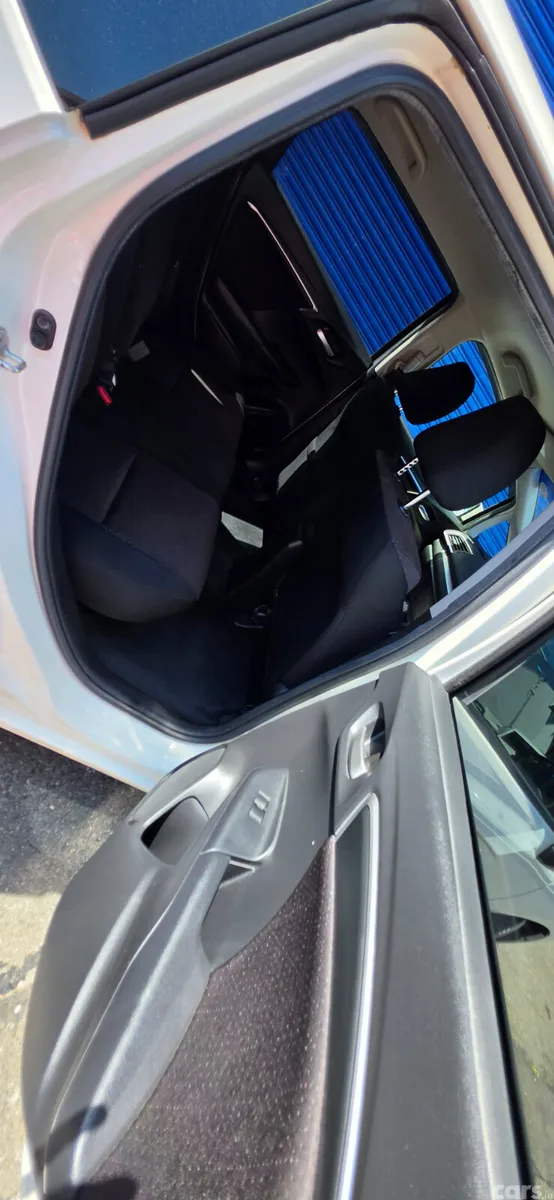 Honda Fit Hatchback, Petrol Hybrid, 2014, White
