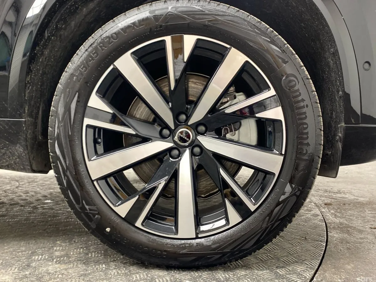 Volvo XC90 SUV, Petrol Plug-in Hybrid, 2026, Black