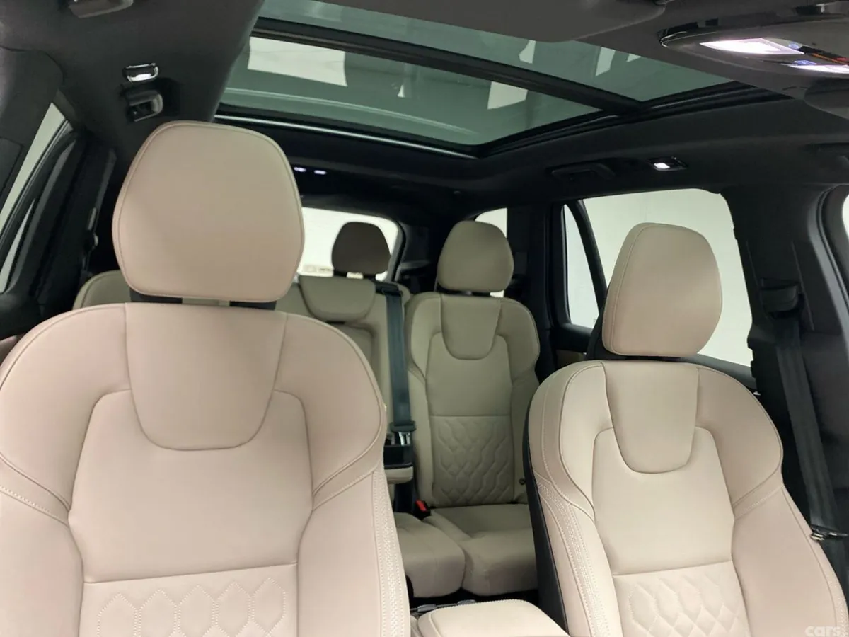 Volvo XC90 SUV, Petrol Plug-in Hybrid, 2026, Black