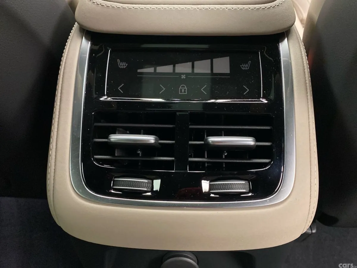 Volvo XC90 SUV, Petrol Plug-in Hybrid, 2026, Black