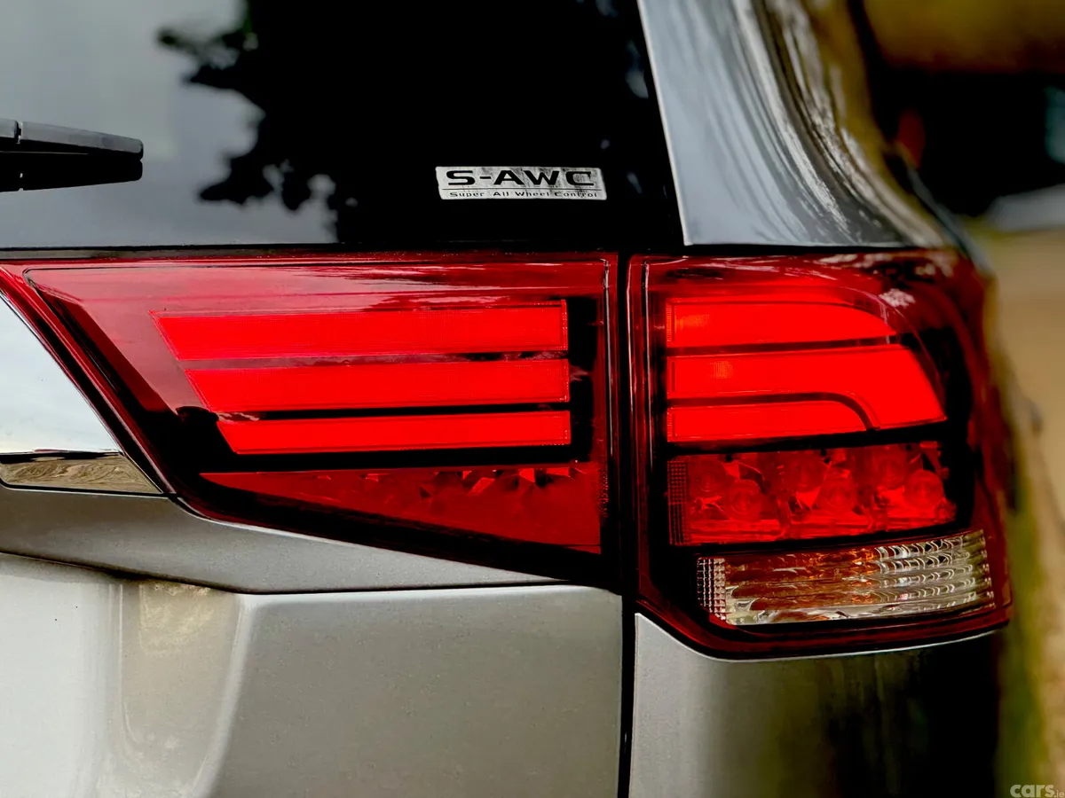 Mitsubishi Outlander SUV, Petrol Plug-in Hybrid, 2019, Grey