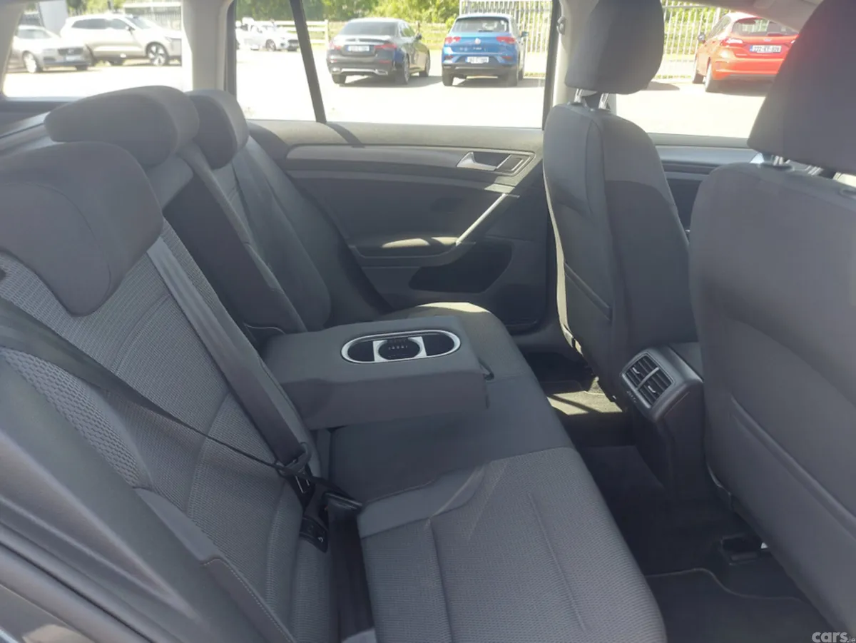 Volkswagen Golf Hatchback, Diesel, 2018, Grey