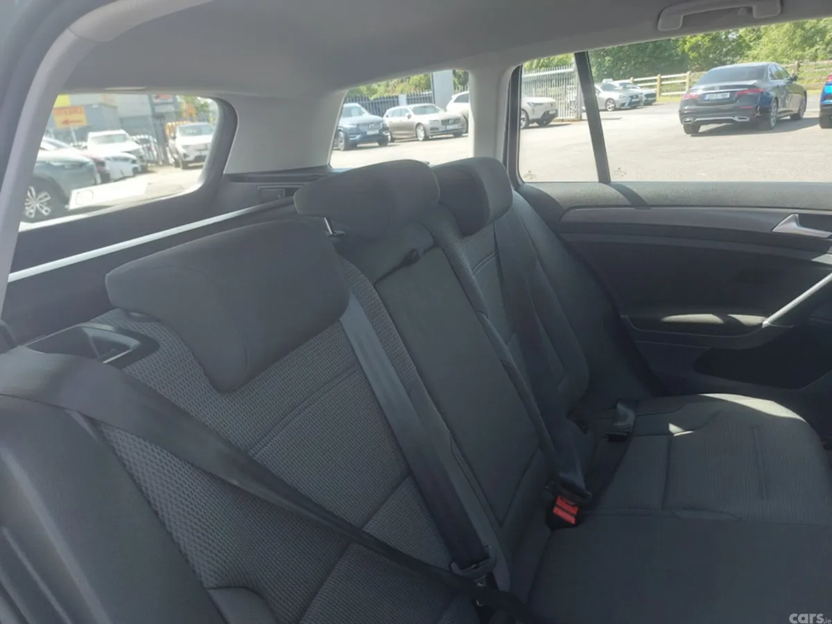 Volkswagen Golf Hatchback, Diesel, 2018, Grey
