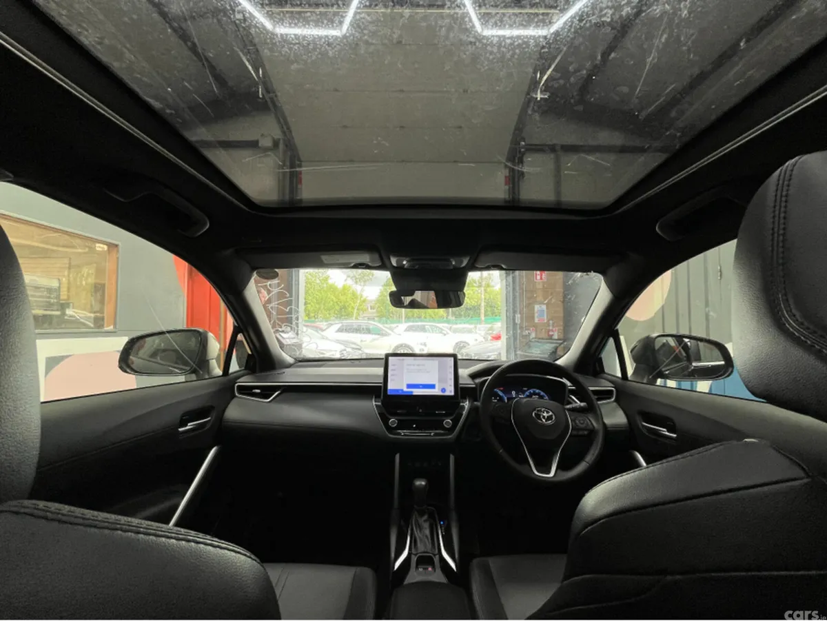 Toyota Corolla Cross SUV, Petrol Hybrid, 2024, Black