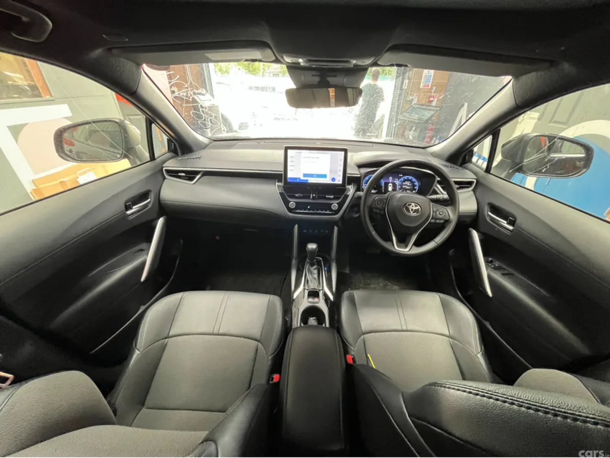 Toyota Corolla Cross SUV, Petrol Hybrid, 2024, Black