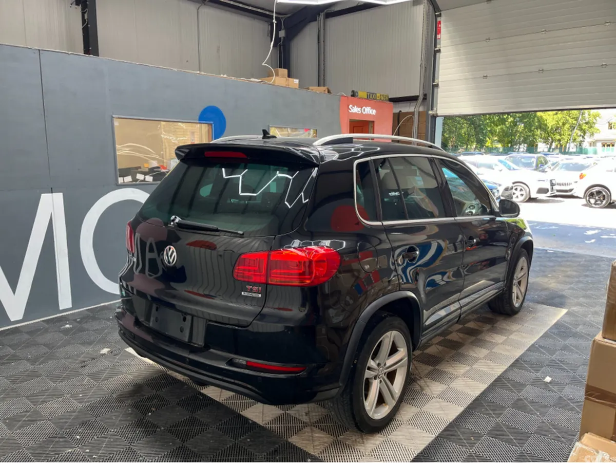Volkswagen Tiguan SUV, Petrol, 2013, Black