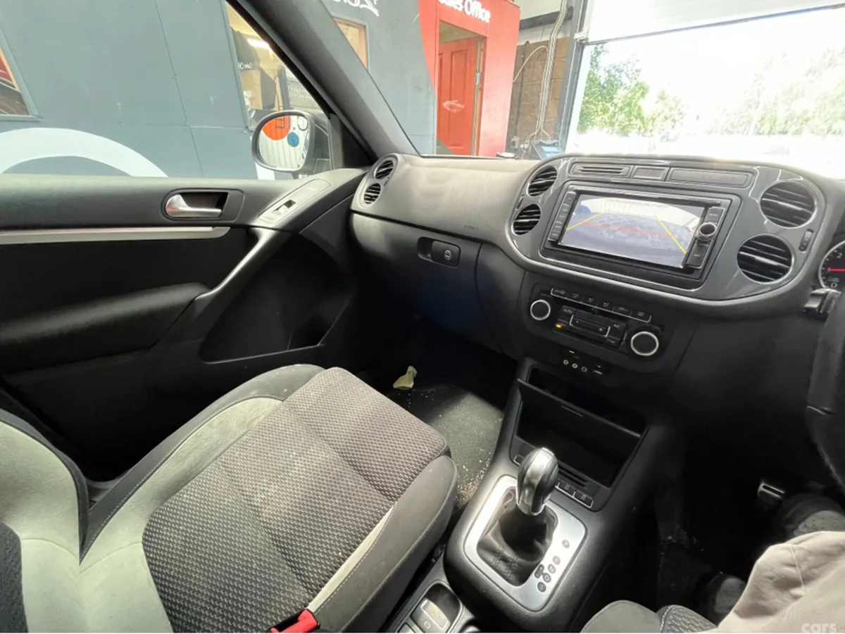 Volkswagen Tiguan SUV, Petrol, 2013, Black