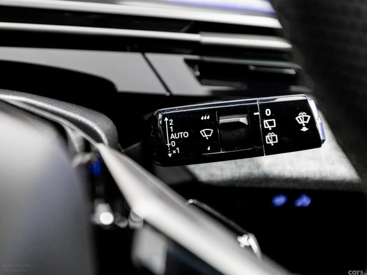 Peugeot 5008 SUV, Petrol Hybrid, 2025, White