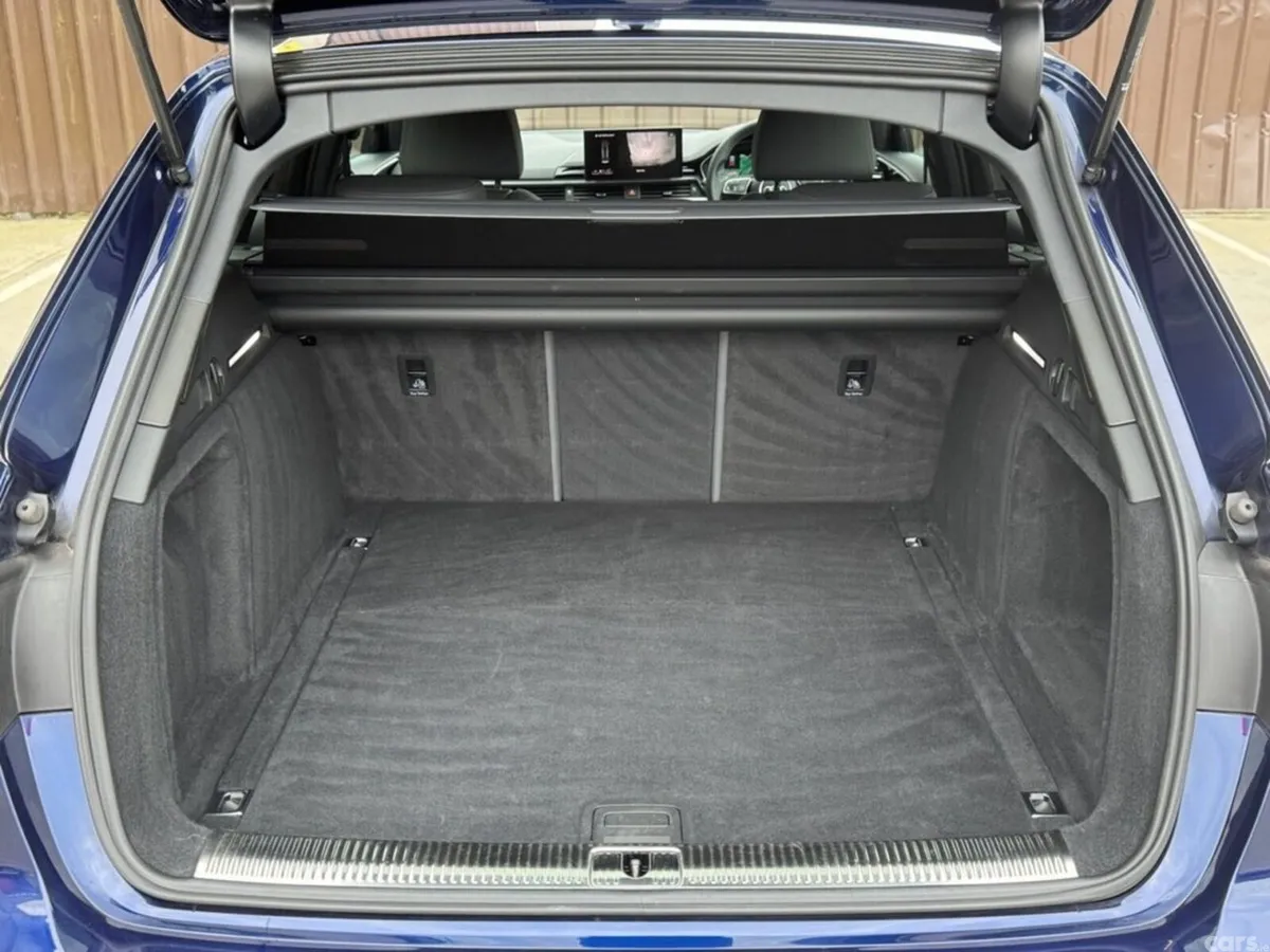 Audi A4 Estate, Diesel Hybrid, 2024, Blue