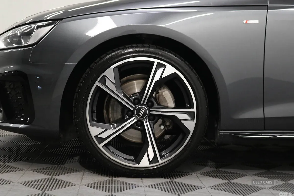 Audi A4 Estate, Diesel, 2023, Grey