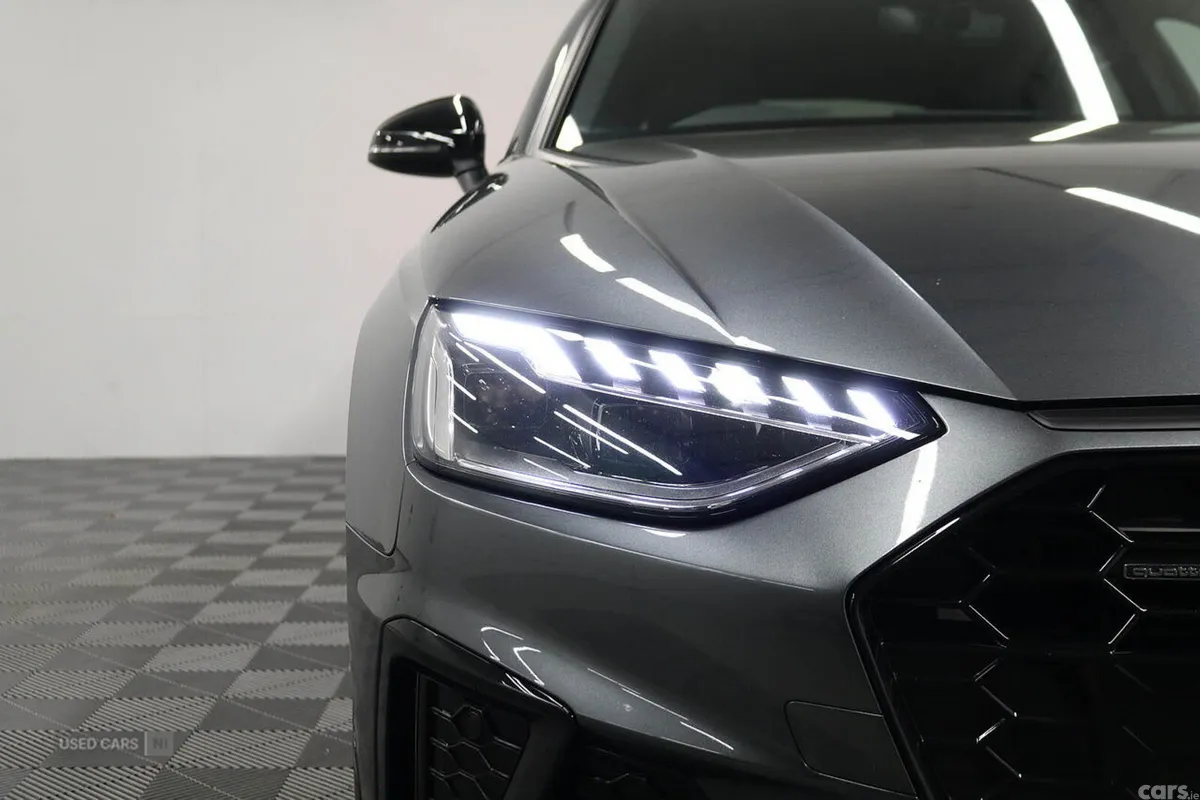 Audi A4 Estate, Diesel, 2023, Grey