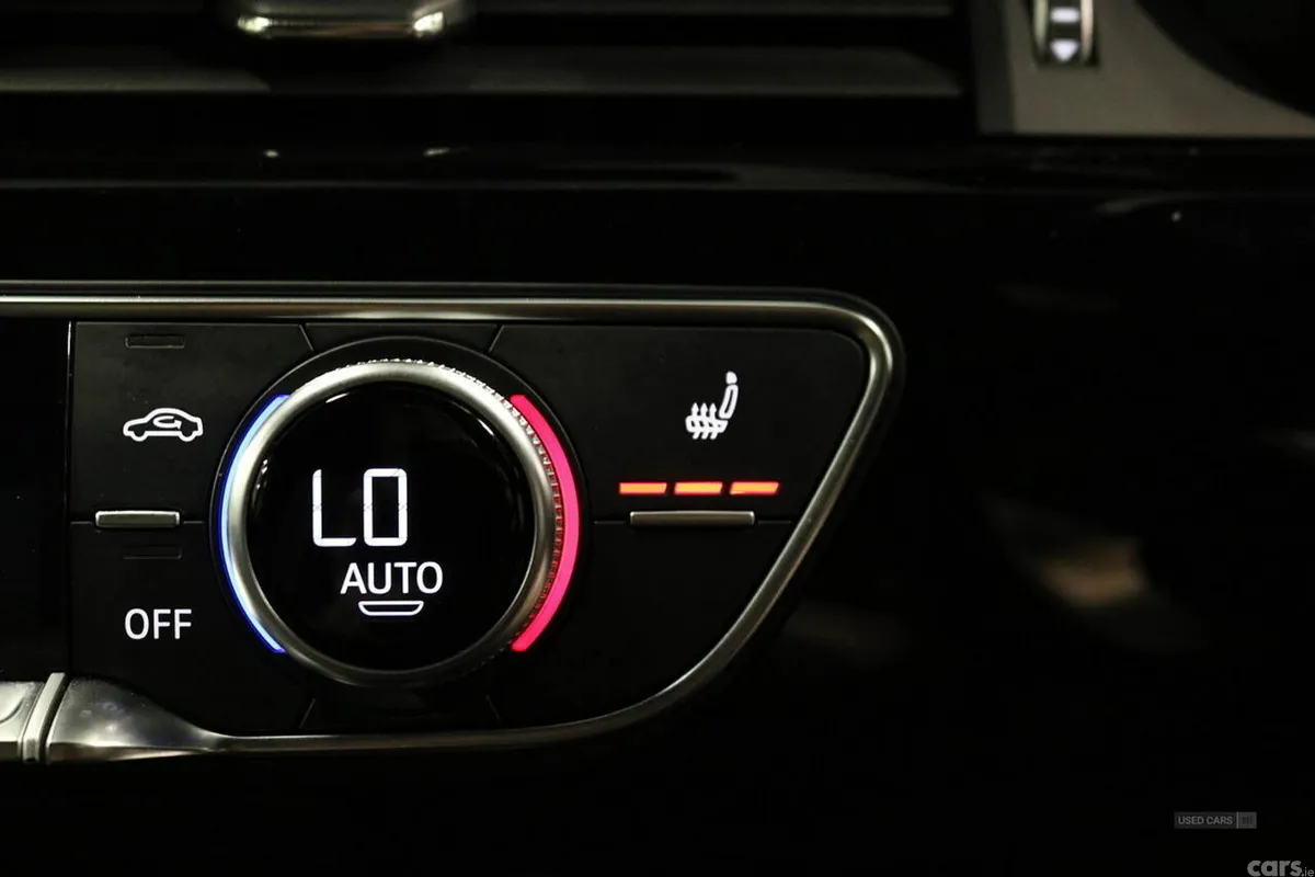 Audi A4 Estate, Diesel, 2023, Grey