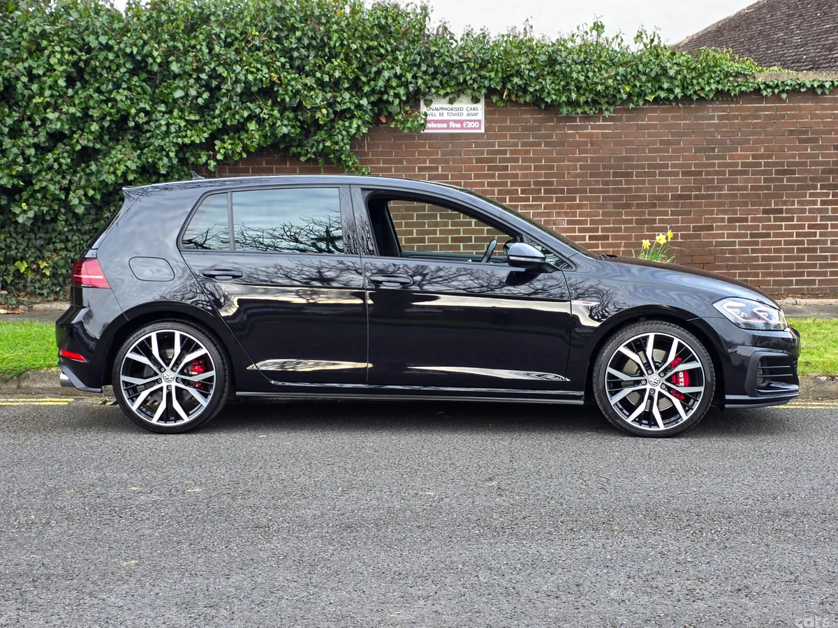 Volkswagen Golf Hatchback, Petrol, 2020, Black