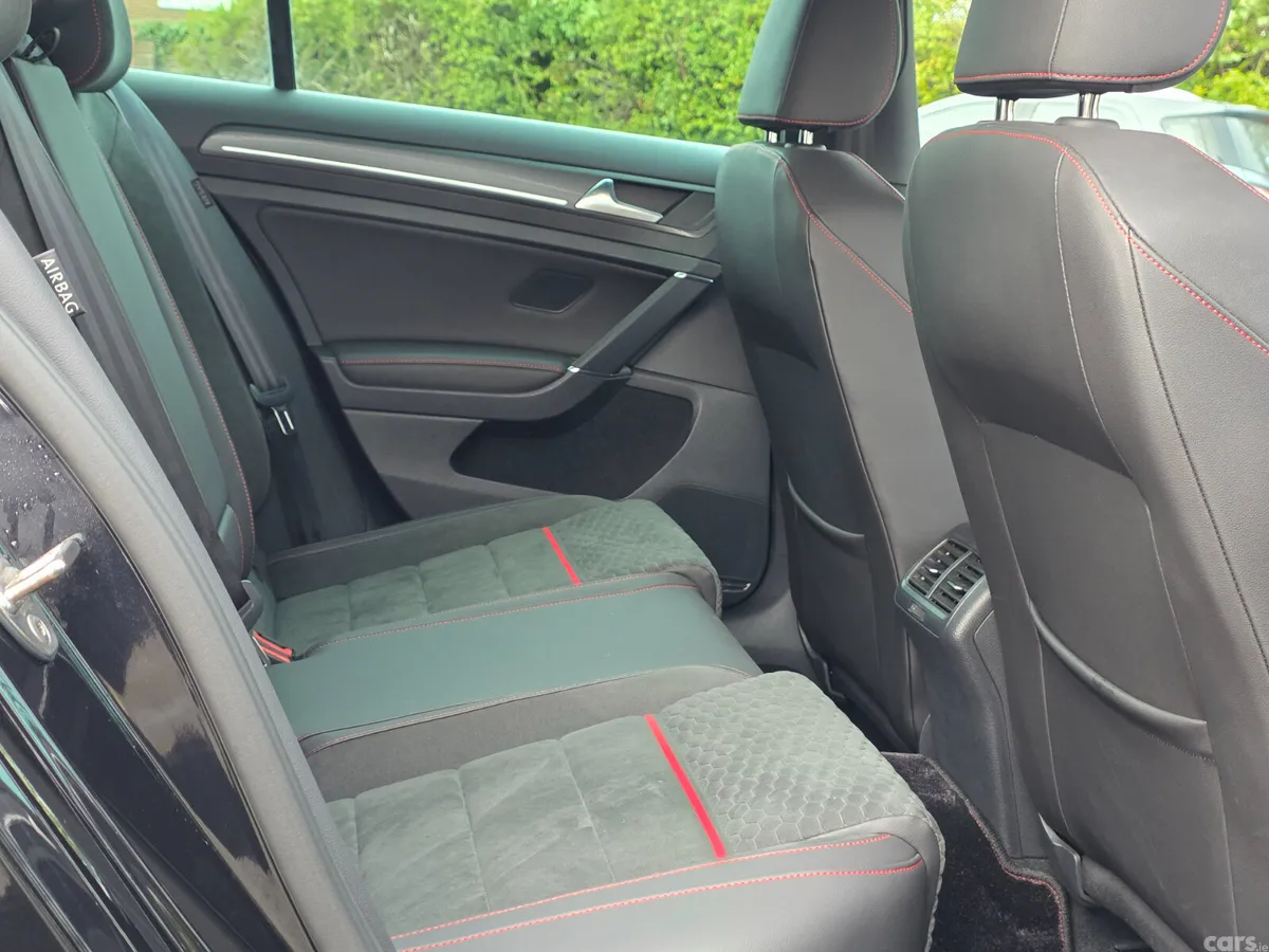 Volkswagen Golf Hatchback, Petrol, 2020, Black