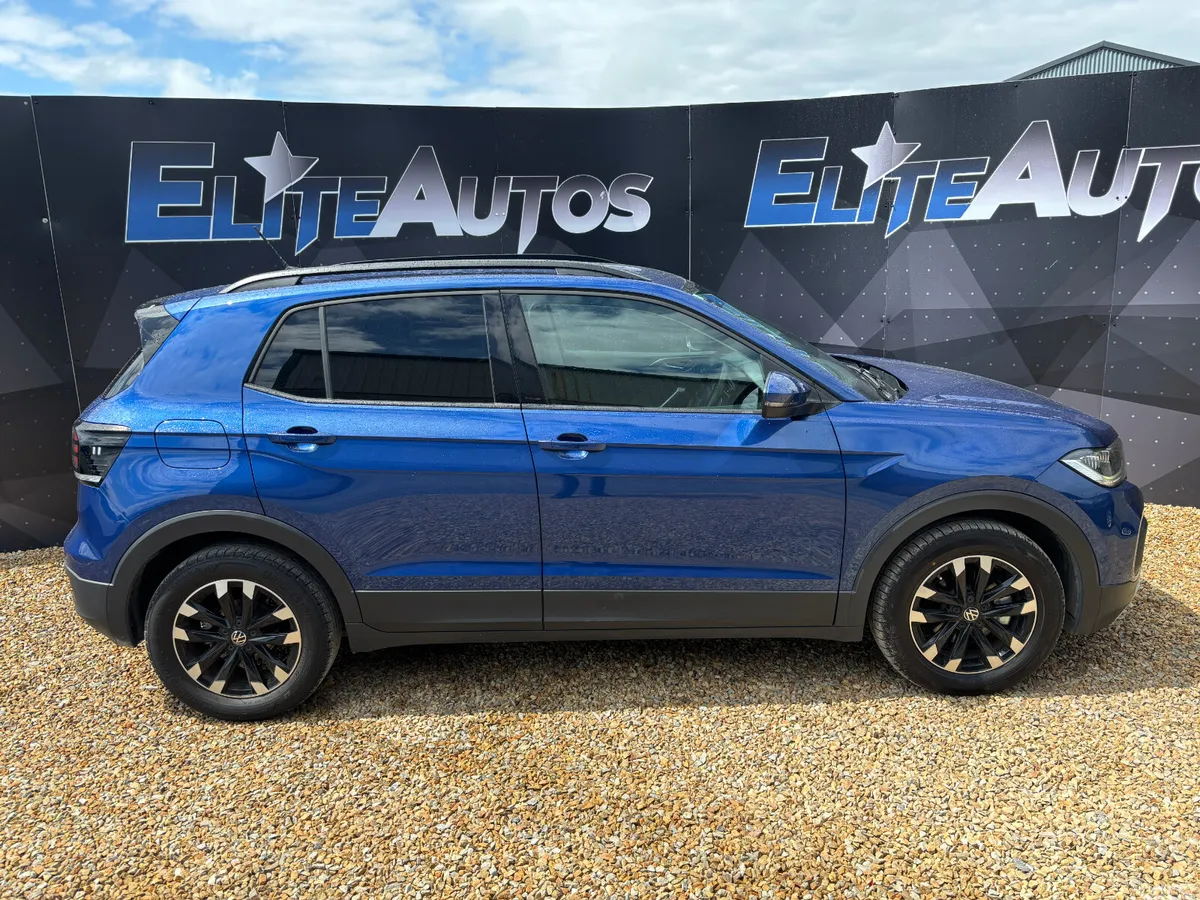 Volkswagen T-Cross Hatchback, Petrol, 2021, Blue