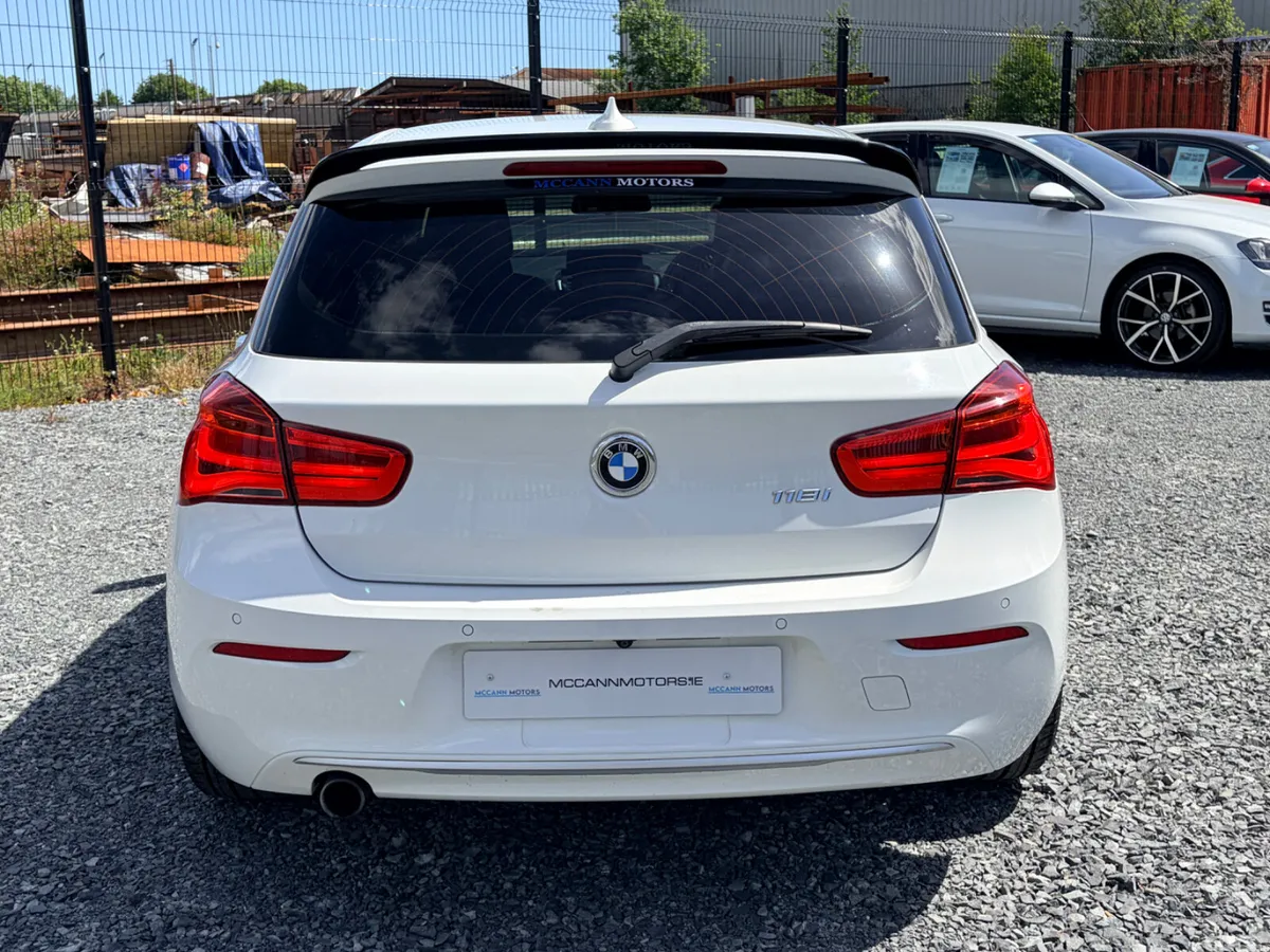 BMW 1-Series Hatchback, Petrol, 2017, White