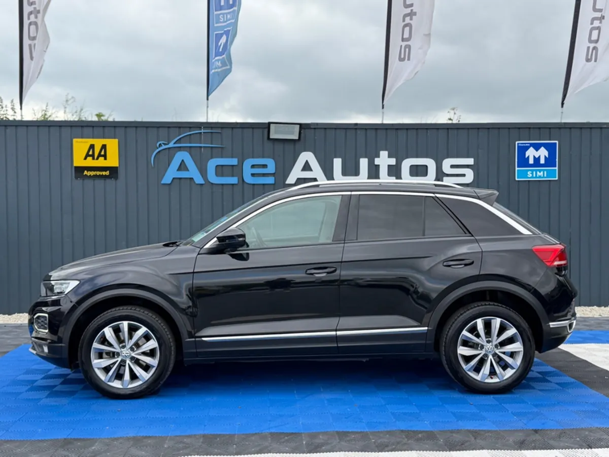 Volkswagen T-Roc SUV, Diesel, 2021, Black
