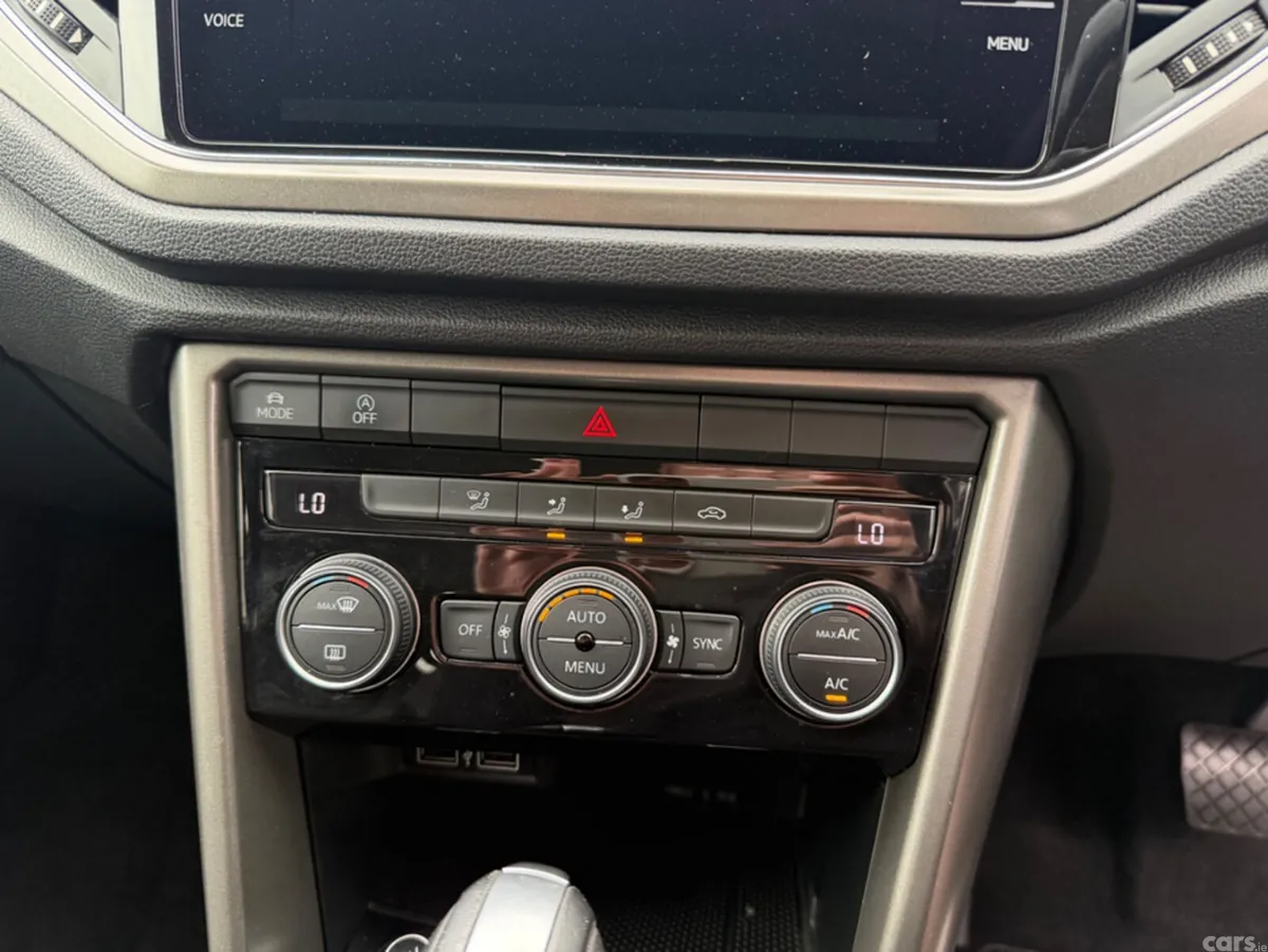 Volkswagen T-Roc SUV, Diesel, 2021, Black