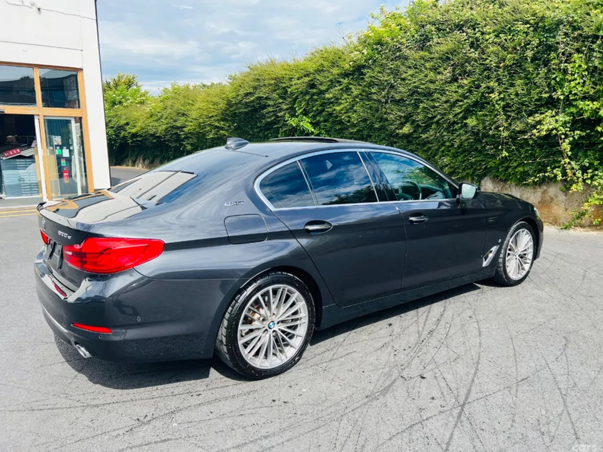 BMW 5-Series Saloon, Petrol Plug-in Hybrid, 2017, Grey