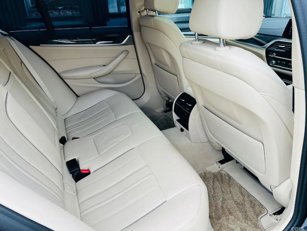 BMW 5-Series Saloon, Petrol Plug-in Hybrid, 2017, Grey