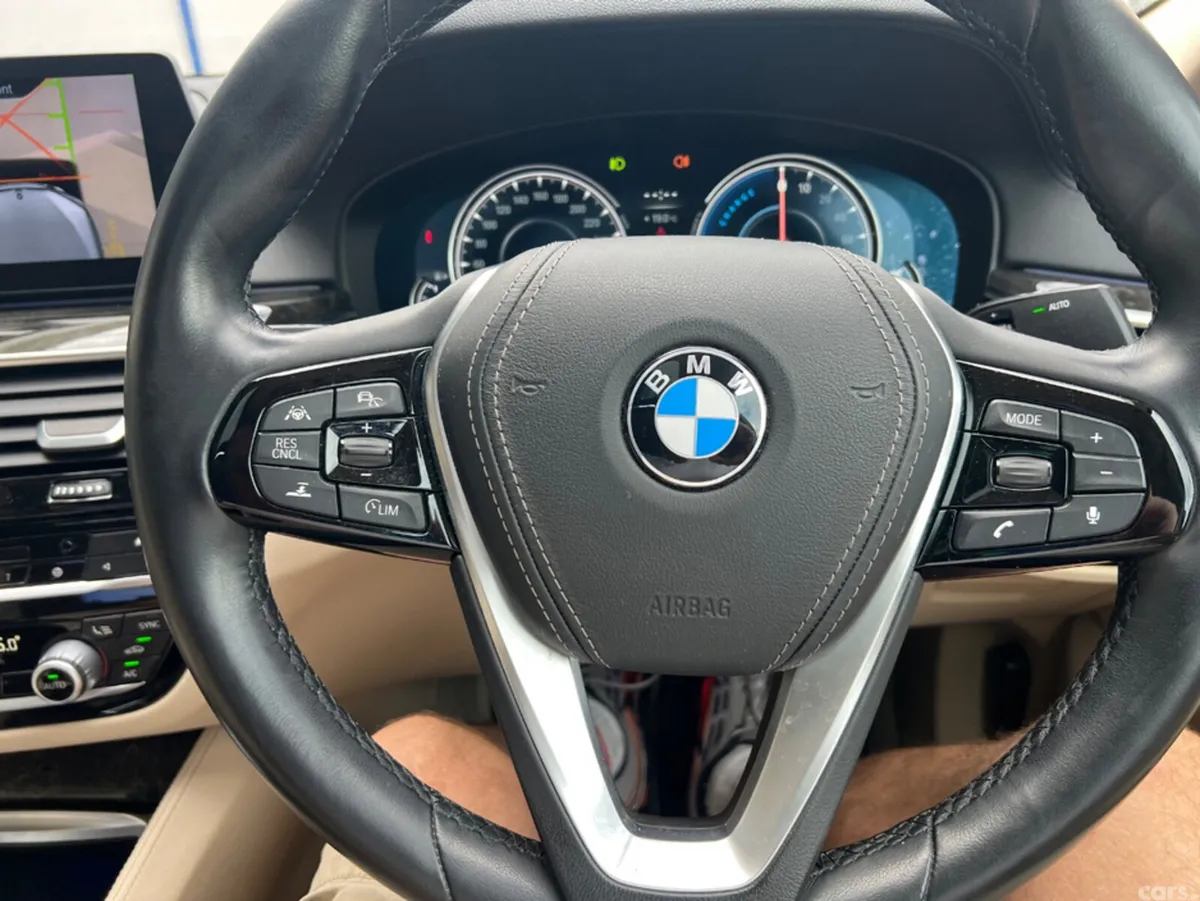 BMW 5-Series Saloon, Petrol Plug-in Hybrid, 2017, Grey