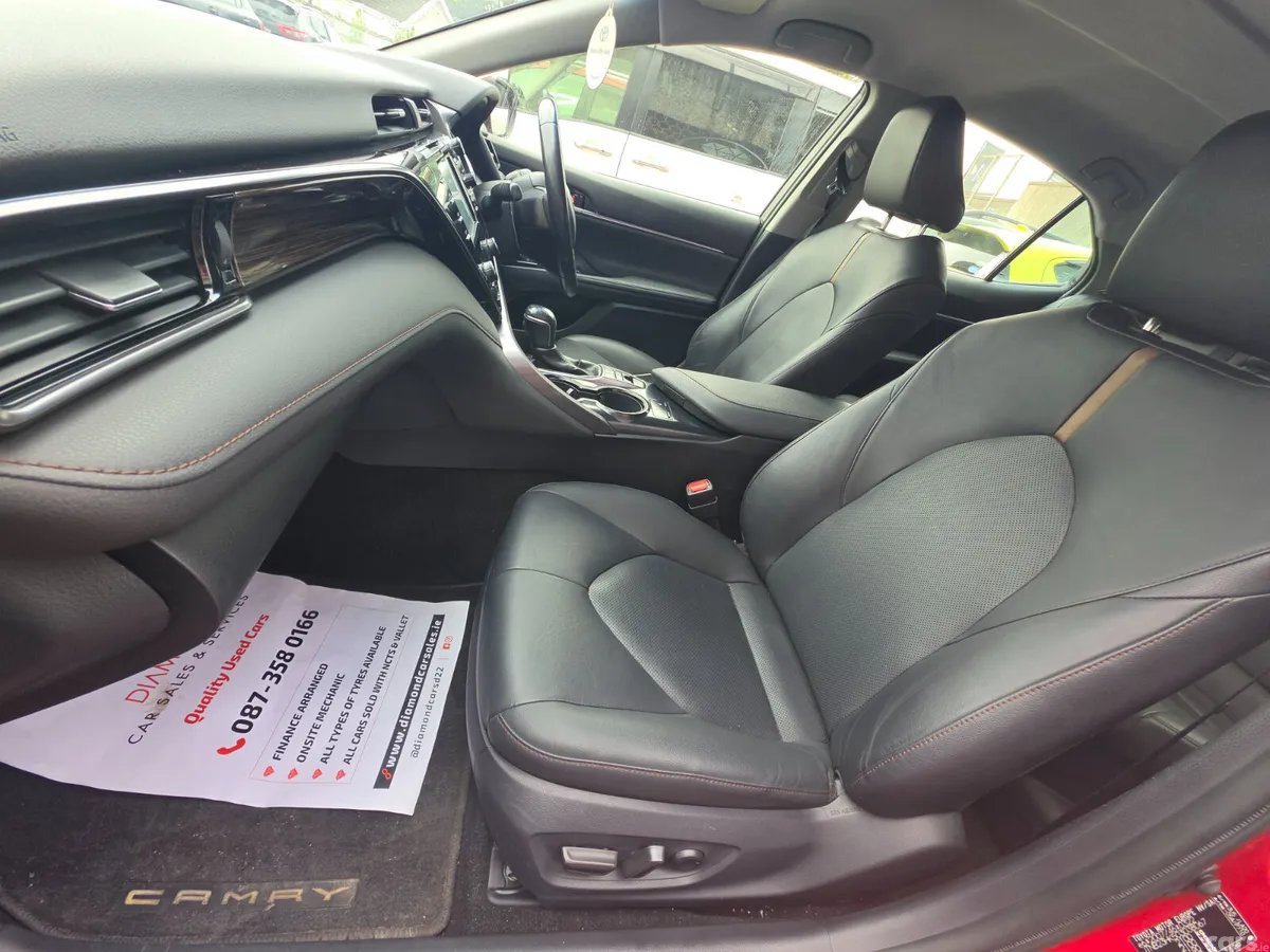 Toyota Camry Saloon, Petrol Hybrid, 2021, Red