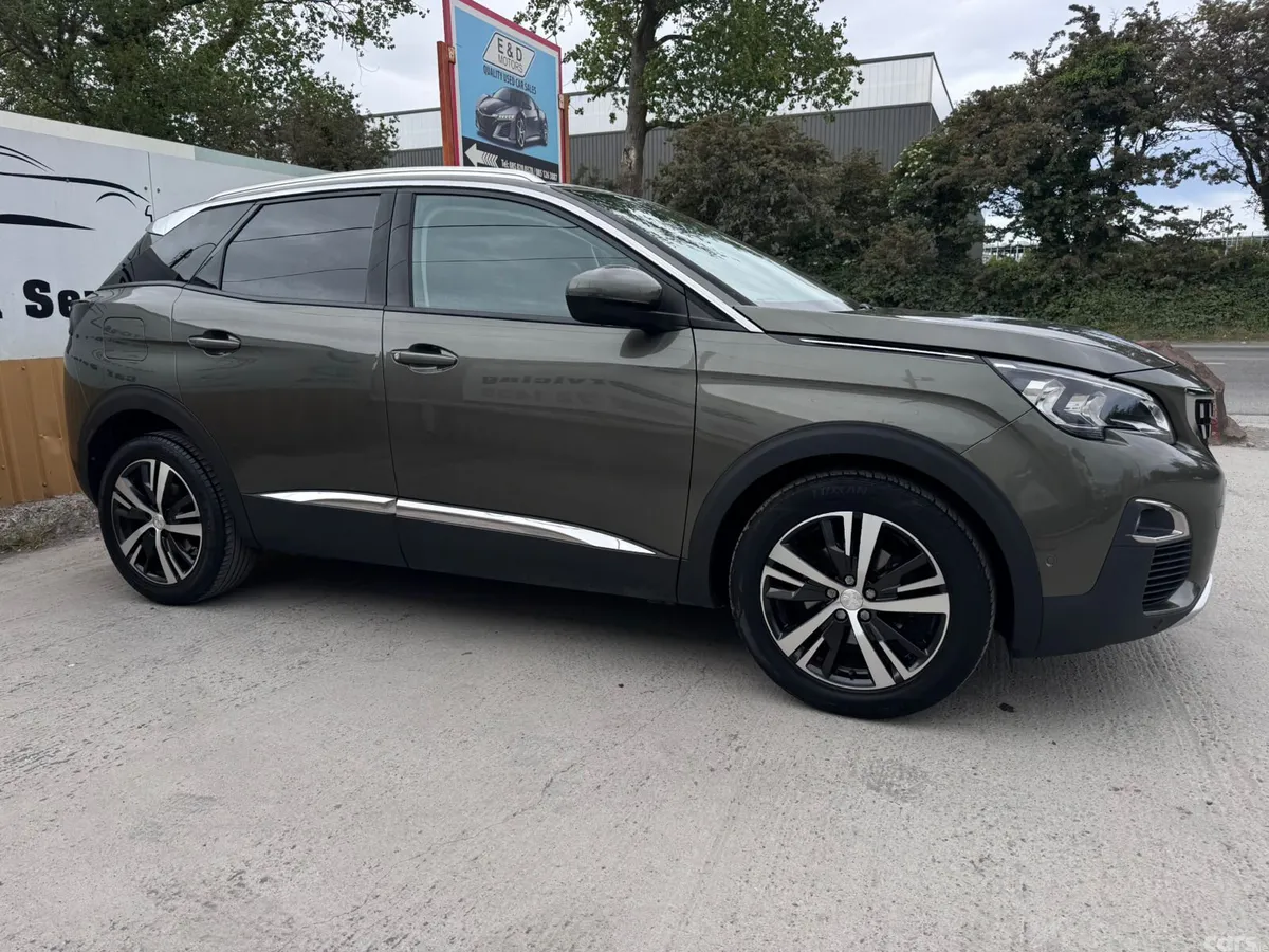 Peugeot 3008 MPV, Petrol, 2019, Grey