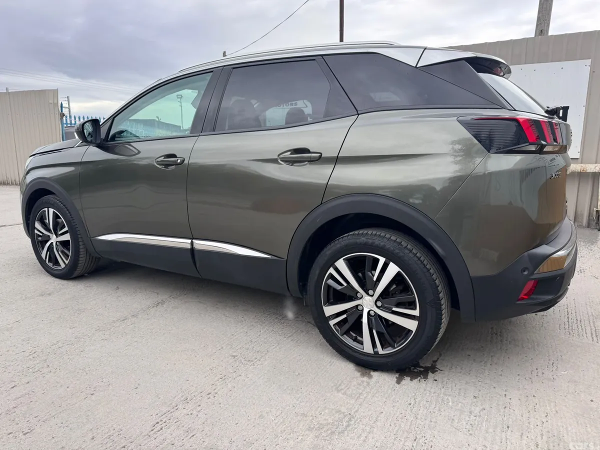 Peugeot 3008 MPV, Petrol, 2019, Grey