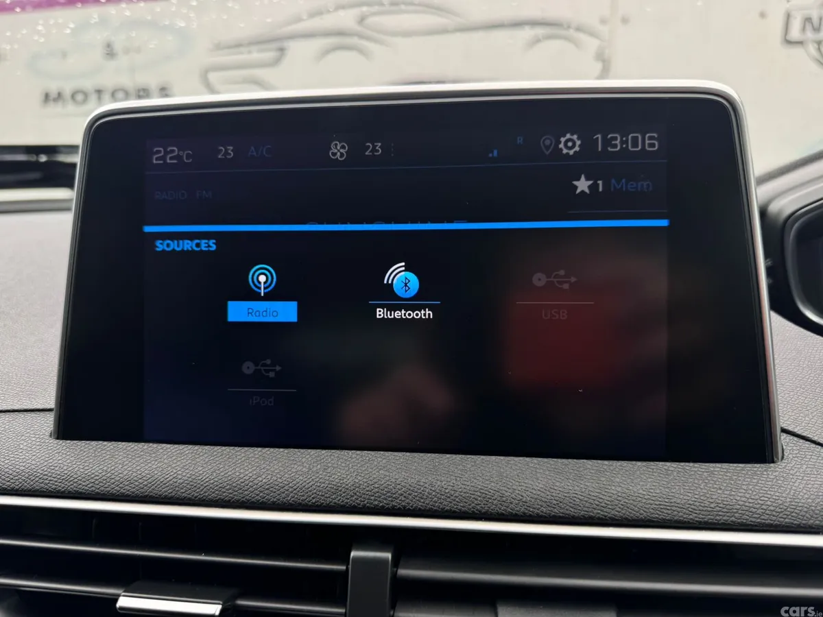 Peugeot 3008 MPV, Petrol, 2019, Grey