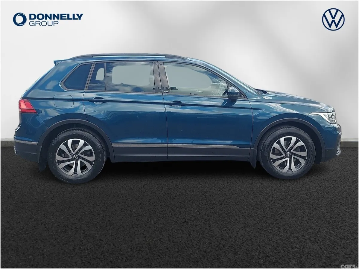 Volkswagen Tiguan Estate, Diesel, 2022, Blue