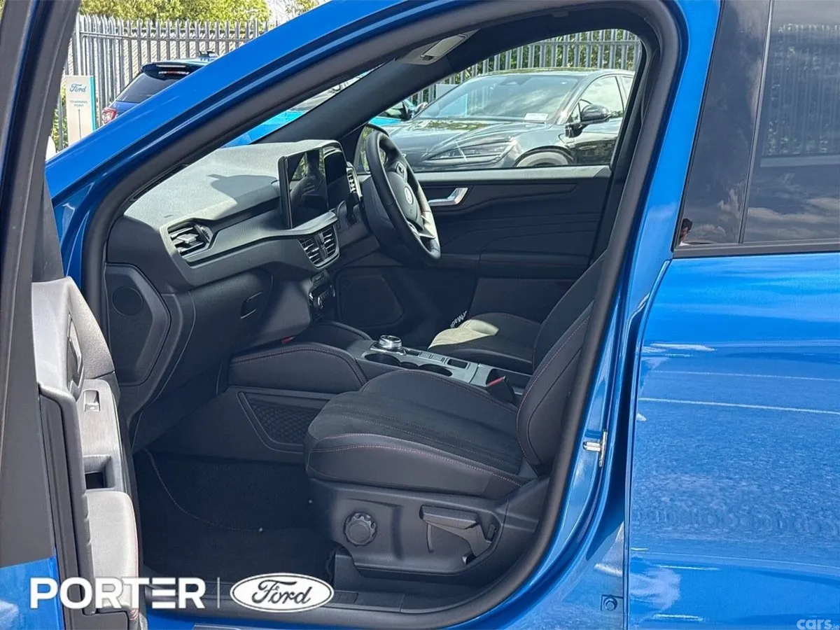 Ford Kuga SUV, Petrol Plug-in Hybrid, 2026, Blue