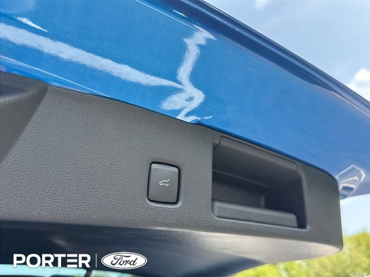Ford Kuga SUV, Petrol Plug-in Hybrid, 2026, Blue