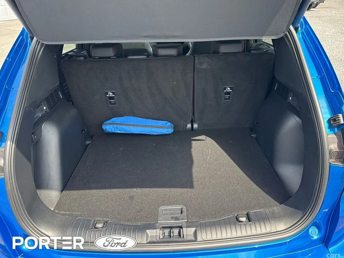 Ford Kuga SUV, Petrol Plug-in Hybrid, 2026, Blue