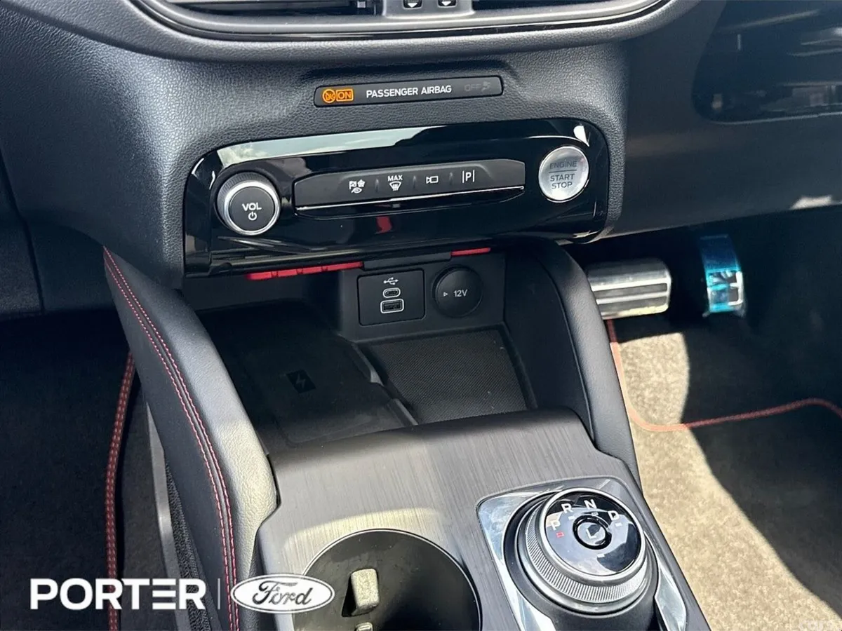 Ford Kuga SUV, Petrol Plug-in Hybrid, 2026, Blue