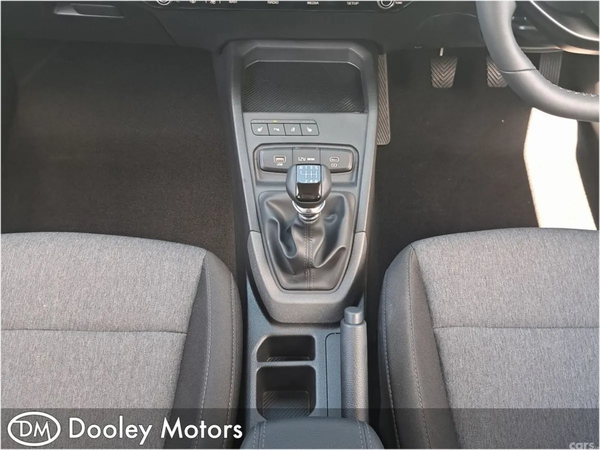 Kia Stonic Hatchback, Petrol, 2027, 