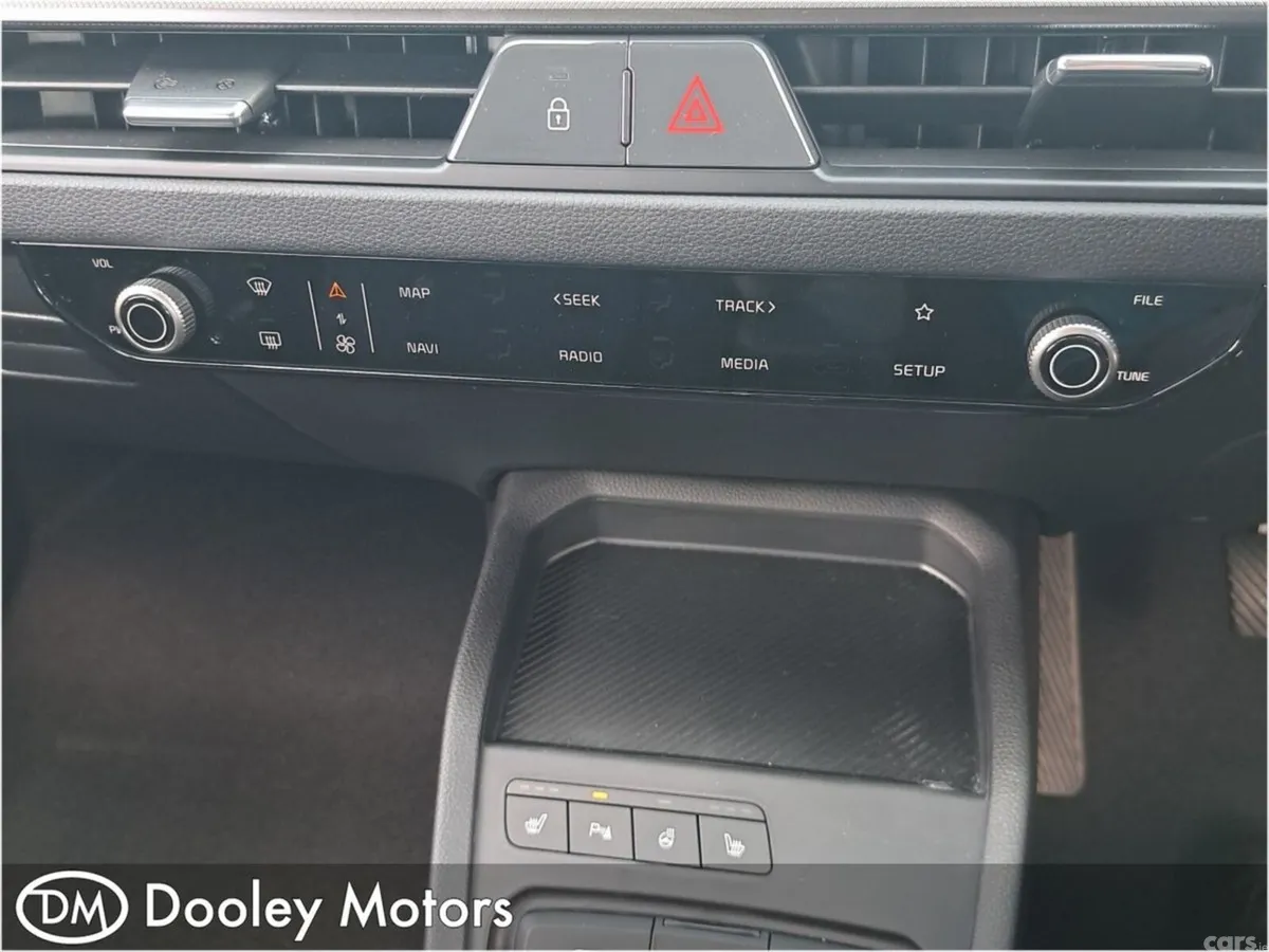 Kia Stonic Hatchback, Petrol, 2027, 