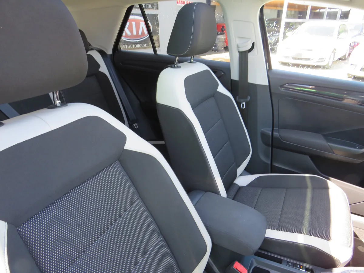 Volkswagen T-Roc 2018 5DR SPORT IN BLACK, Walkinstown